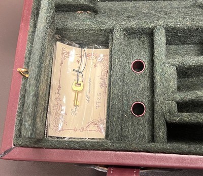 NIZZOLI F.LLI PIOTTI .410 GA COMPACT CASE FITTED FOR 26 5/8” BARRELS HIGH QUALITY ITALIAN LEATHER SMALLBORE CASE IN EXCELLENT CONDITION - Image 3 of 4