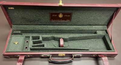 NIZZOLI F.LLI PIOTTI .410 GA COMPACT CASE FITTED FOR 26 5/8” BARRELS HIGH QUALITY ITALIAN LEATHER SMALLBORE CASE IN EXCELLENT CONDITION - Image 1 of 4
