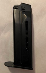 Heckler & Koch HK P7M13 Magazine 9mm 13 Round HK P7 M13 - Factory Brand New - 2 of 4
