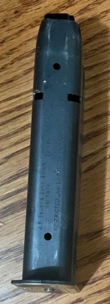 Sig Sauer P226 9mm 15 Round Factory Magazine - Several magazines are avalable - 3 of 5