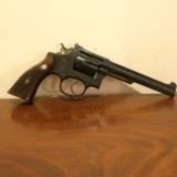 SMITH & WESSON K-22 - 2 of 7