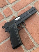 No 2 MK 1* / BROWNING FN 9MM HP INGLIS CANADA. - 1 of 10