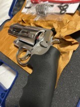 *** NEW ***SMITH & WESSON 500***INCLUDED 200CARTRIGES*** - 10 of 12