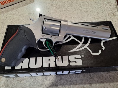 Taurus Raging Bull 44 Mag LNIB Stainless Ported