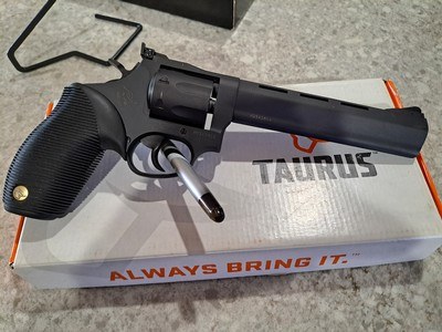 Taurus Tracker 17 6.5