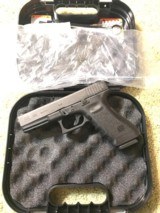 Glock G17 C 9MM G17C Compensated / Ported Pistol "As-New" in box unfired - 2 of 6