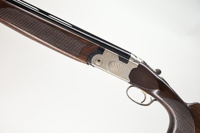 Left handed Beretta 686E Multi Choke, 12 Ga, 30