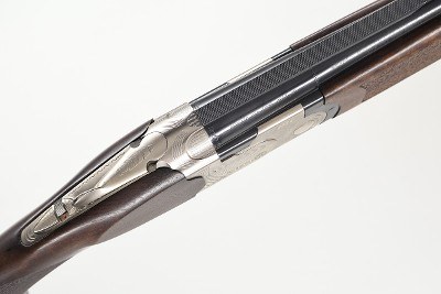 Left handed Beretta 686E Multi Choke, 12 Ga, 30
