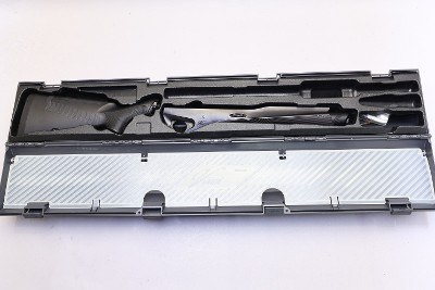 Benelli Vinci - 12 GA - Semi Auto, Original Case, Excellent condition - Image 1 of 2