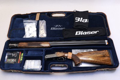 NEW Blaser F3 Grade 5, 32