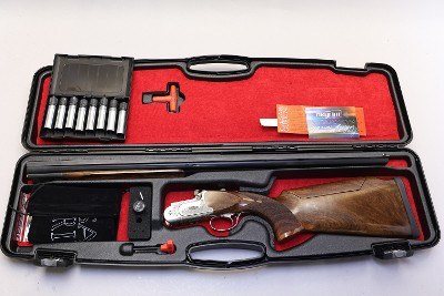 Like New Caesar Guerini Invictus I Ascent 12 Ga 30