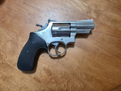 Smith&Wesson model 19-4 Nickle Pinned/Recessed red ramp OUTSTANDING TH / TT - Image 1 of 3
