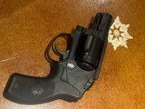 Smith & Wesson M&P® BODYGUARD® 38 w/ Insight Laser - 3 of 8
