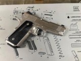 Caspian Concealed Carry - 2 of 15
