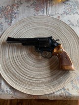 LNIB Smith & Wesson Model 57 .41 Magnum. - 2 of 11