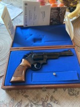 LNIB Smith & Wesson Model 57 .41 Magnum. - 9 of 11