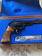 LNIB Smith & Wesson Model 57 .41 Magnum. - 3 of 11