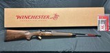 Winchester 70 Super Grade French Walnut AAA - 1 of 8