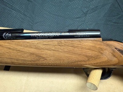 Weatherby Mark 5 378 WBY MAG - Image 5 of 8