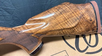 WEATHERBY MARK V DELUXE 300 WBY MAG - Image 5 of 14