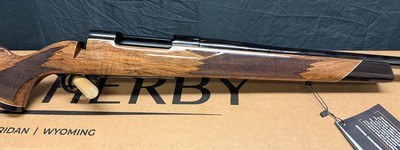 WEATHERBY MARK V DELUXE 300 WBY MAG - Image 9 of 14