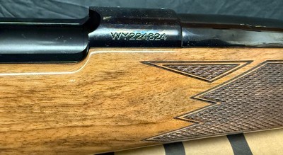 WEATHERBY MARK V DELUXE 300 WBY MAG - Image 8 of 14