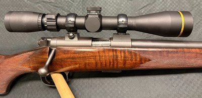KIMBER CLASSIC 22LR WITH LEUPOLD 3-9-40 - Image 4 of 12