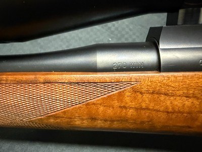 EXCELLENT DAKOTA ARMS 76 270 WIN WITH LEUPOLD VX-lll 6.5-20-40 - Image 10 of 13