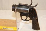WW II 37 MM Flare gun by EVCC dated 1942. - 7 of 7