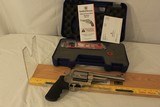 S & W 500 Magnum Revolver - 2 of 9