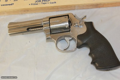 Smith & Wesson Model 681 in .357 Magnum