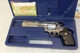 Colt Anaconda Stainless Steel 44 Magnum Revolver - 6 of 6