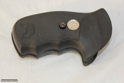 Colt V Frame Grips for Anaconda