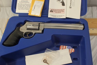 S & W Model 500 Double Action Revolver 2004 with Case and Paperwork