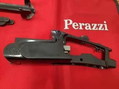 Perazzi MX8 Sporting 12 Gauge Action - Image 10 of 14