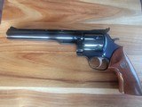 DAN WESSON 44V MAGNUM - 1 of 15