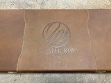 FREE SAFARI - NEW WEATHERBY MARK V WYOMING GOLD COMMEMORATIVE LIMITED EDITION RIFLE NO. 70 OF 200 W/ LEATHER CASE - 23 of 25