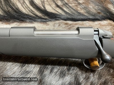 FREE SAFARI, NEW LEFT HAND SAKO 85 FINNLIGHT II 7MM REM MAG RIFLE 24