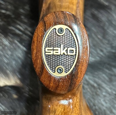 FREE SAFARI, NEW SAKO CUSTOM SHOP 85 BAVARIAN 300 WIN MAG HIGH GRADE WOOD - LAYAWAY AVAILABLE - Image 17 of 19