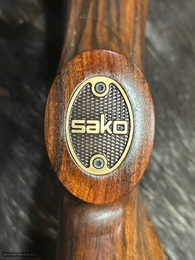 FREE SAFARI, NEW SAKO CUSTOM SHOP 85 BAVARIAN 7MM REM MAG COLLECTOR GRADE STOCK - LAYAWAY AVAILABLE - Image 17 of 19