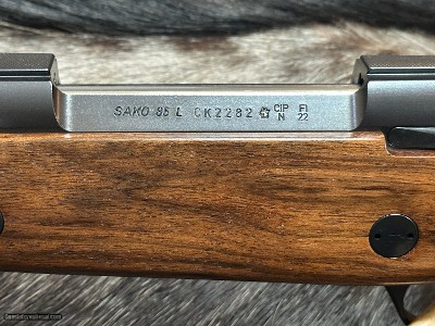 FREE SAFARI, NEW SAKO CUSTOM SHOP 85 BAVARIAN 7MM REM MAG COLLECTOR GRADE STOCK - LAYAWAY AVAILABLE - Image 14 of 19
