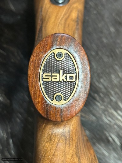FREE SAFARI, NEW SAKO CUSTOM SHOP 85 BAVARIAN 7MM REM MAG COLLECTOR GRADE STOCK - LAYAWAY AVAILABLE - Image 17 of 19