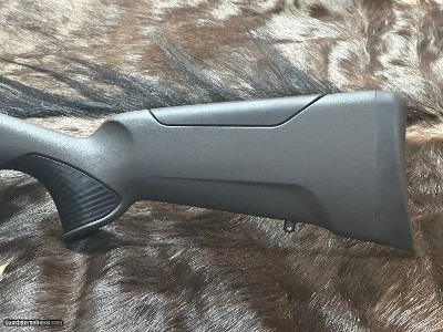 FREE SAFARI, NEW SAKO OF FINLAND 85 FINNLIGHT II 7MM REM MAG RIFLE 24