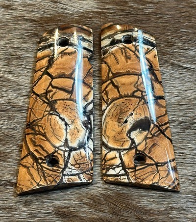 NEW NIGHTHAWK CUSTOM CROSS-CUT MAMMOTH IVORY 1911 GOV'T / COMMANDER GRIPS, AMBI CUT