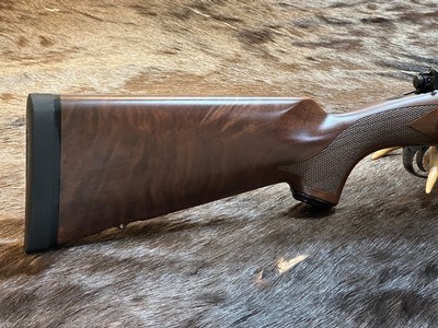 NEW WINCHESTER MODEL 70 SUPER GRADE 300 WIN MAG 26