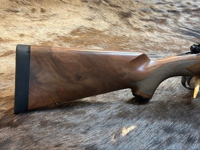 NEW WINCHESTER MODEL 70 SUPER GRADE 300 WIN MAG 26