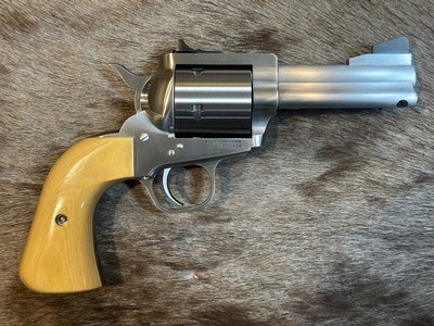 NEW FREEDOM ARMS MODEL 97 PREMIER GRADE 45 COLT, 3.5