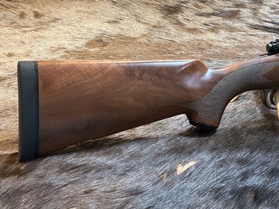 NEW WINCHESTER MODEL 70 SUPER GRADE 300 WIN MAG 26