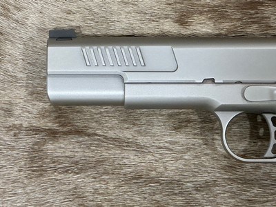 NEW NIGHTHAWK CUSTOM ENVOY AMBASSADOR SERIES GOV'T 1911 9MM LUGER SINGLE STACKW/ UPGRADES - LAYAWAY AVAILABLE - Image 13 of 25