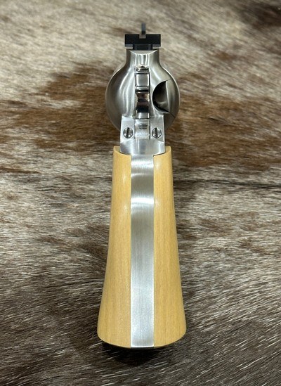 NEW FREEDOM ARMS MODEL 97 PREMIER GRADE 22LR 5.5